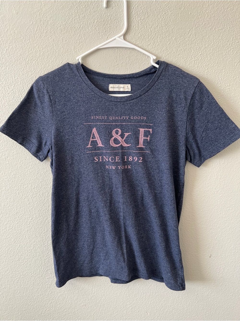 Abercrombie & Fitch Vintage Y2K Style Graphic Logo Tee Fitted Navy Blue A&F